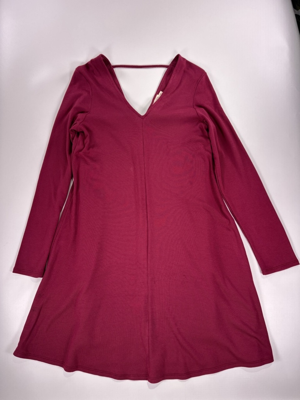 LA Relaxed Ribbed Modal V-Back Swing Dress Medium Raspberry NWT - Picture 2 of 14